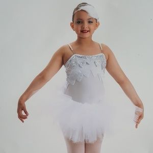 Girl's Ballet Tutu w/feather head piece